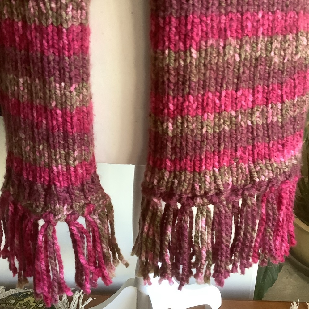 Knitted Striped Rectangular Fringed Scarf - Picture 5 of 10
